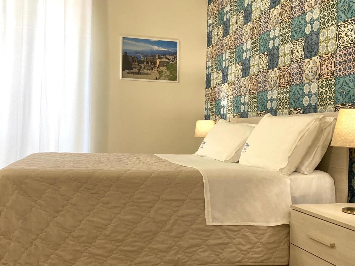 Nina B&B Giardini Naxos Ngoại thất bức ảnh