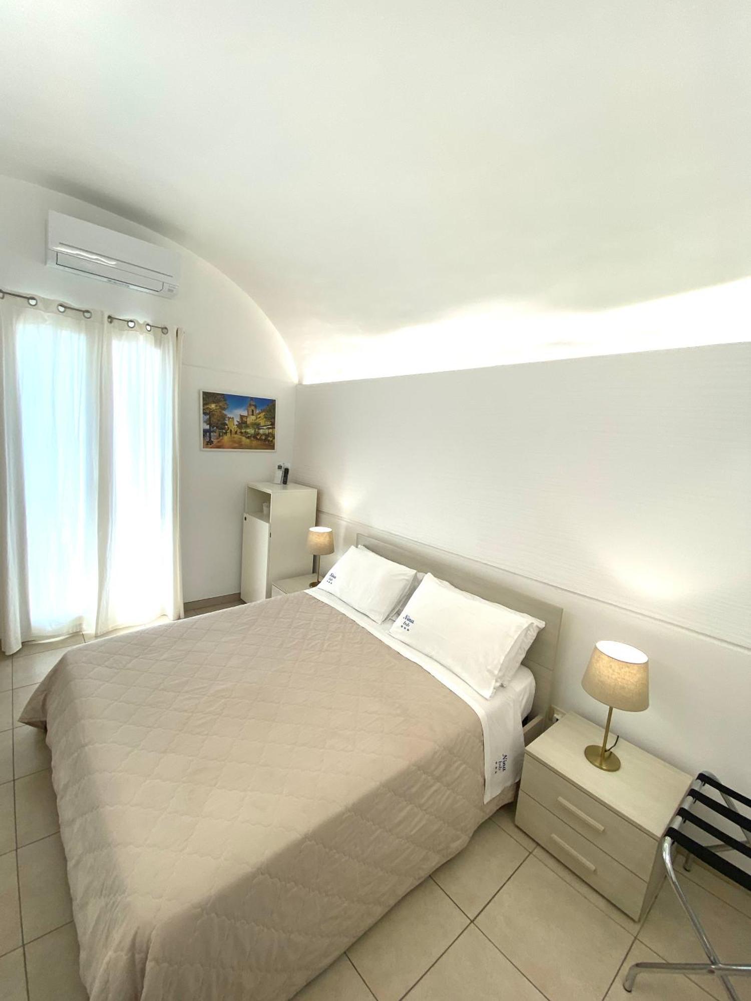 Nina B&B Giardini Naxos Phòng bức ảnh