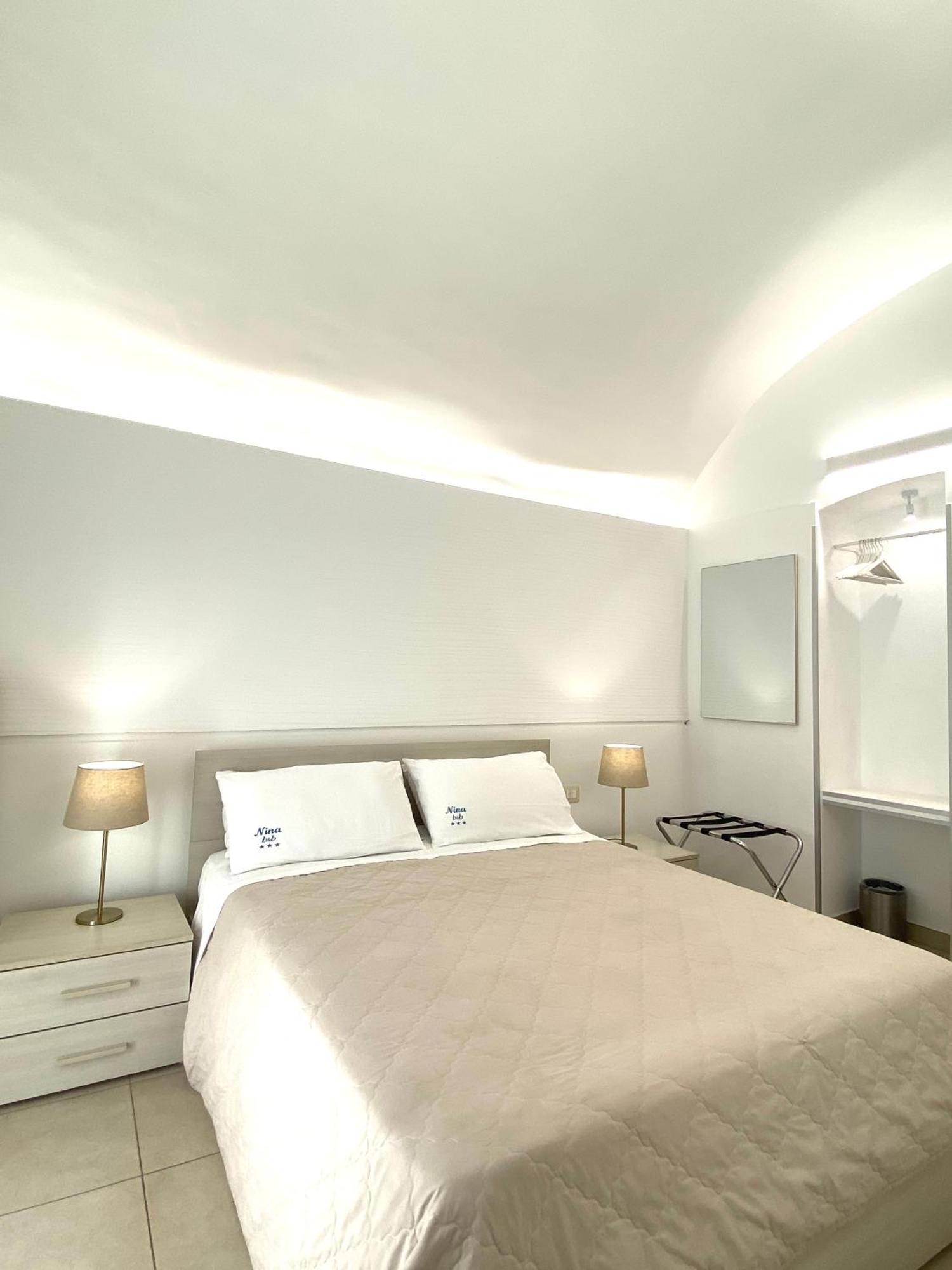 Nina B&B Giardini Naxos Phòng bức ảnh