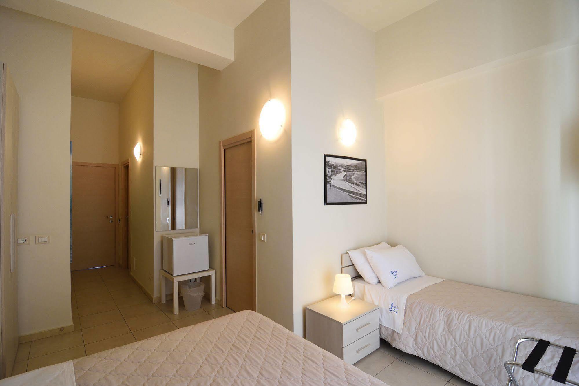 Nina B&B Giardini Naxos Ngoại thất bức ảnh