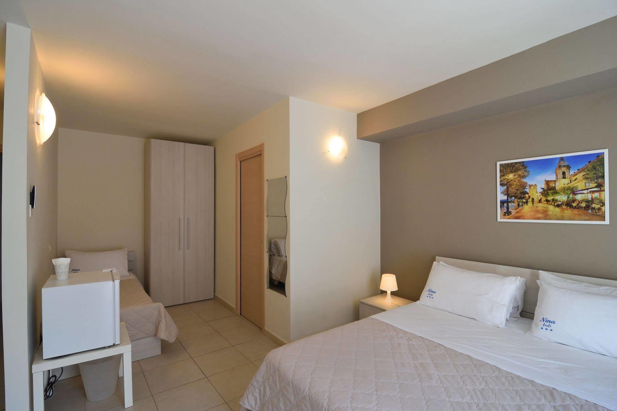 Nina B&B Giardini Naxos Ngoại thất bức ảnh